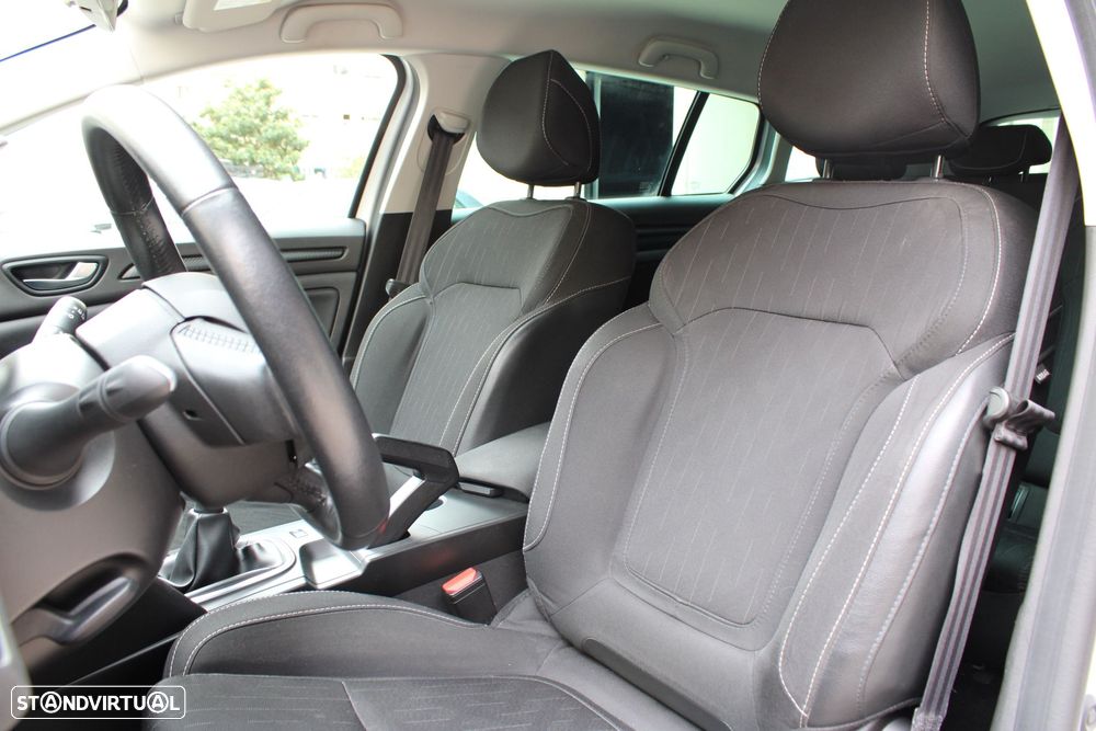 Renault Mégane Sport Tourer 1.5 Blue dCi Limited - 26