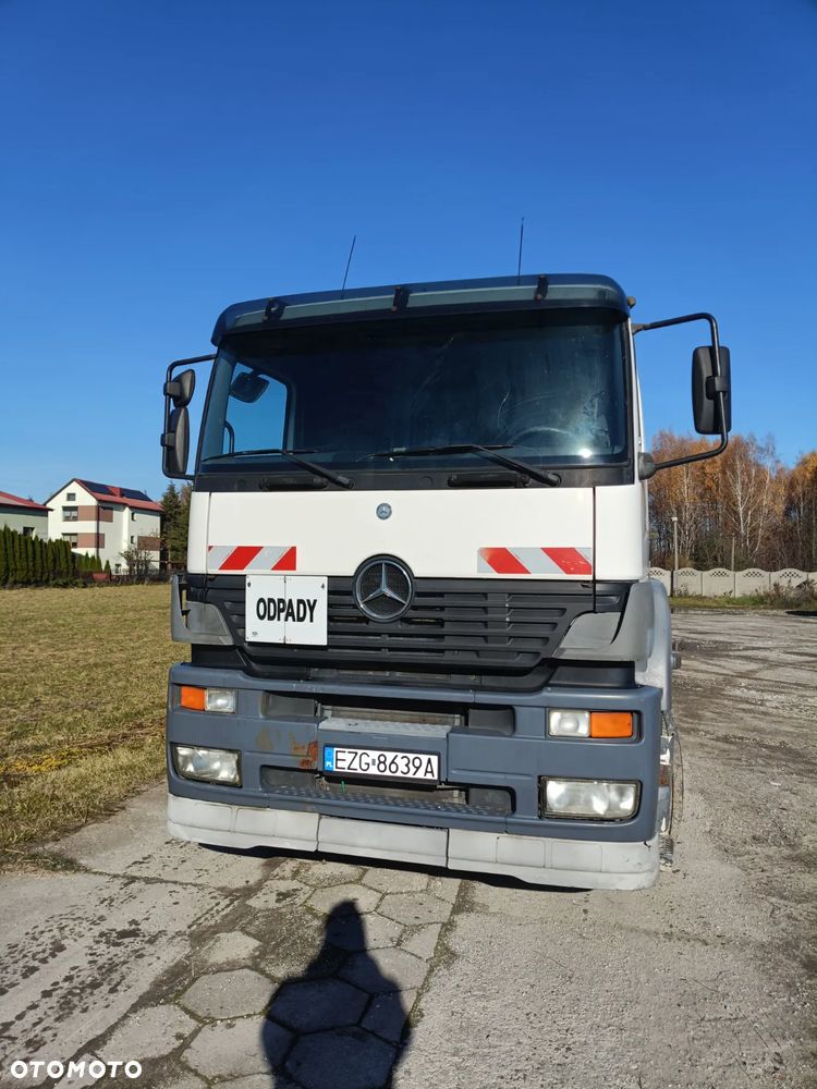 Mercedes-Benz AXOR - 2