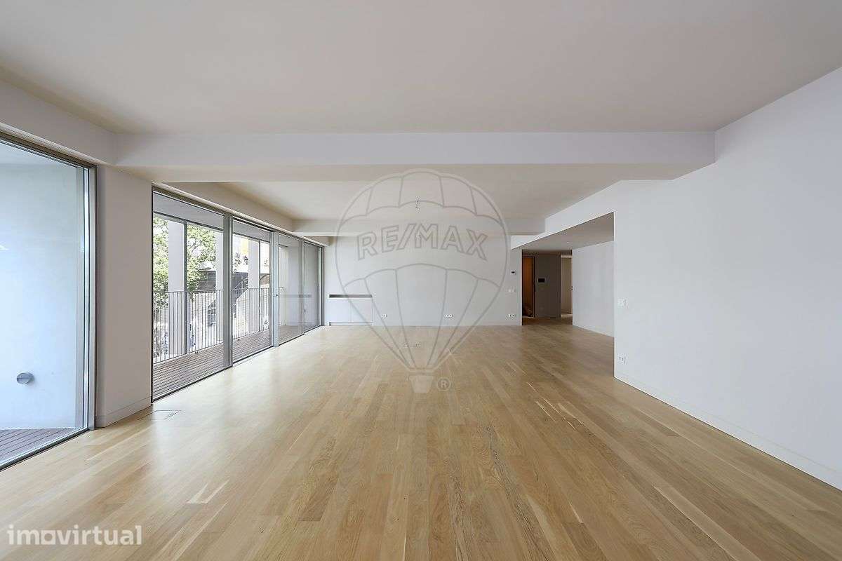Apartamento T3 para arrendamento - Grande imagem: 2/43