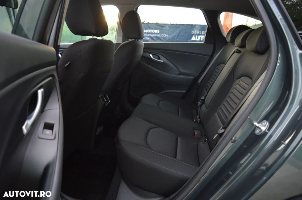 Hyundai i30 1.5 96CP M/T Highway - 33