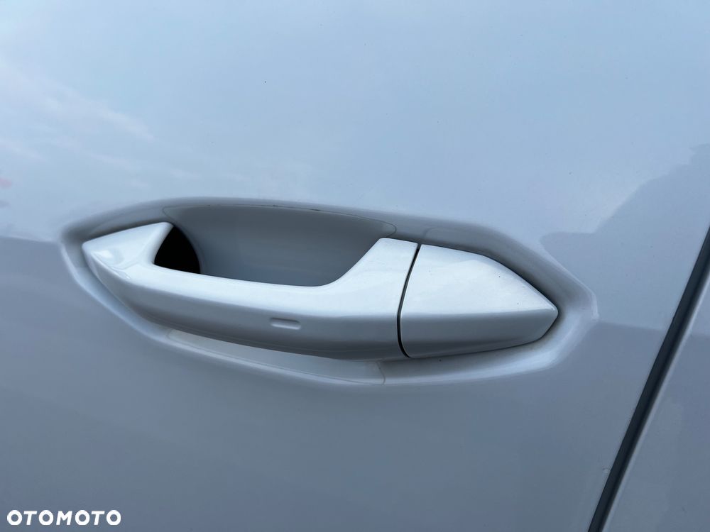 Audi Q4 e-tron 50 quattro - 27