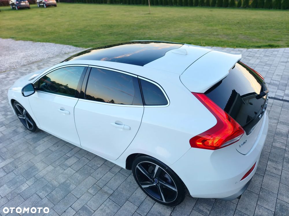 Volvo V40 T3 R-Design Momentum - 15