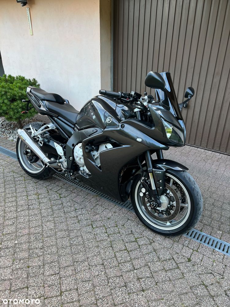 Yamaha FZ