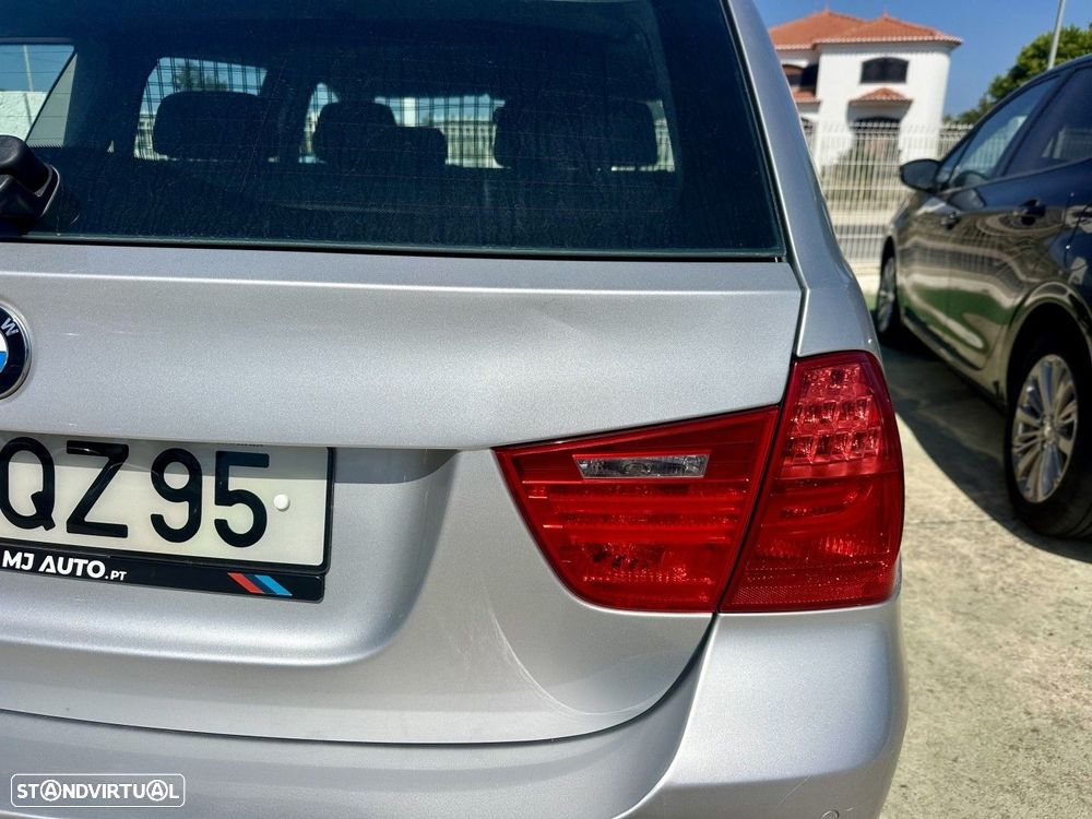 BMW 320 d Navigation - 9
