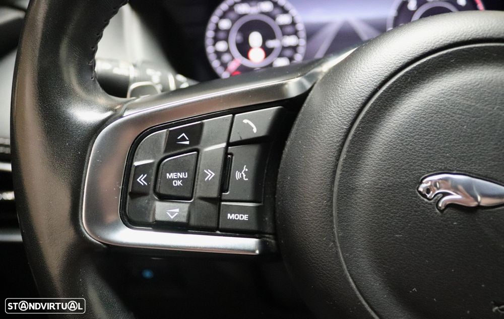 Jaguar F-Pace 2.0 i4D R-Sport Aut. - 16