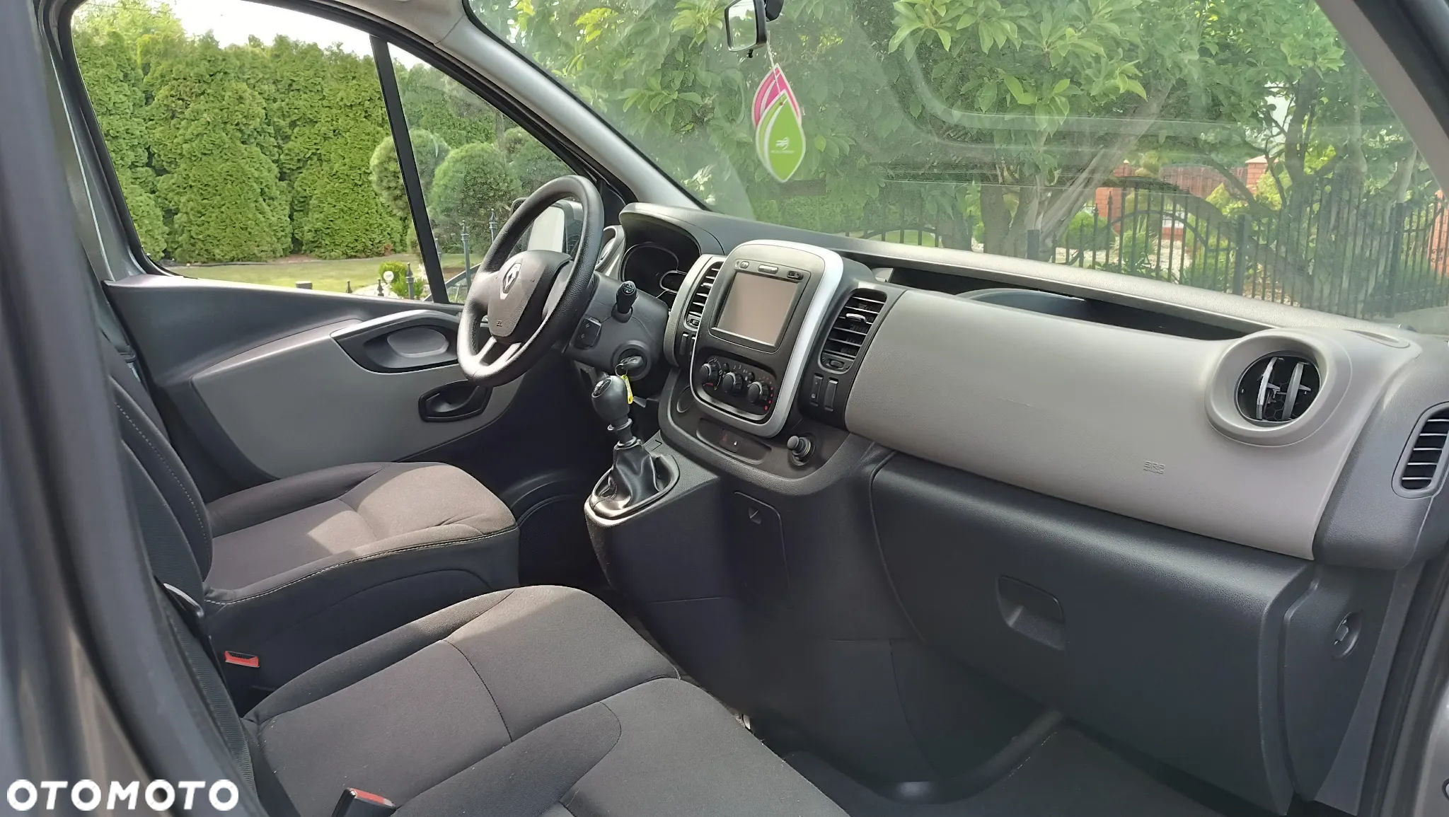 Renault Trafic - 13