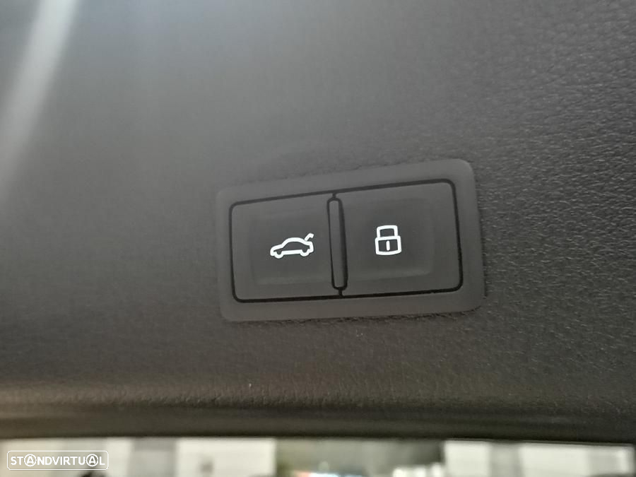 Audi e-tron 55 quattro S line - 31