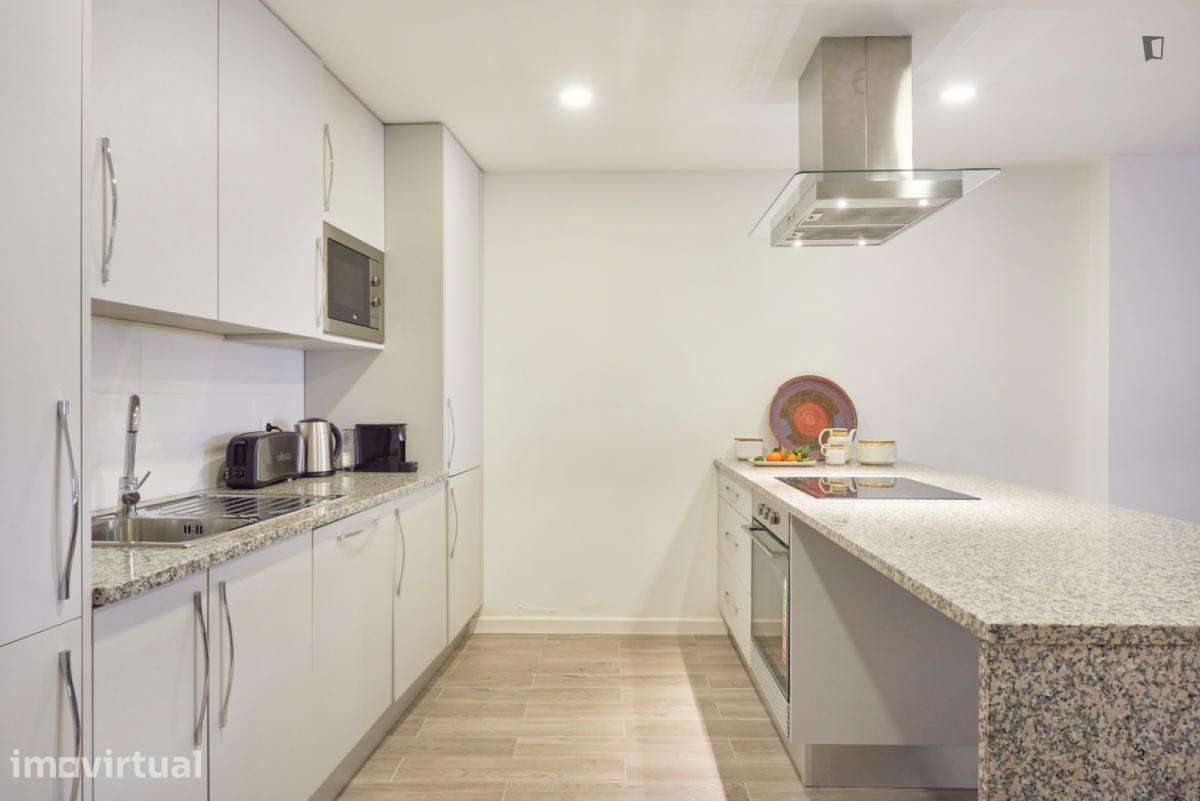 Apartamento com 1 quartos - localizado em Princípe Real Lisbon - Grande imagem: 5/13