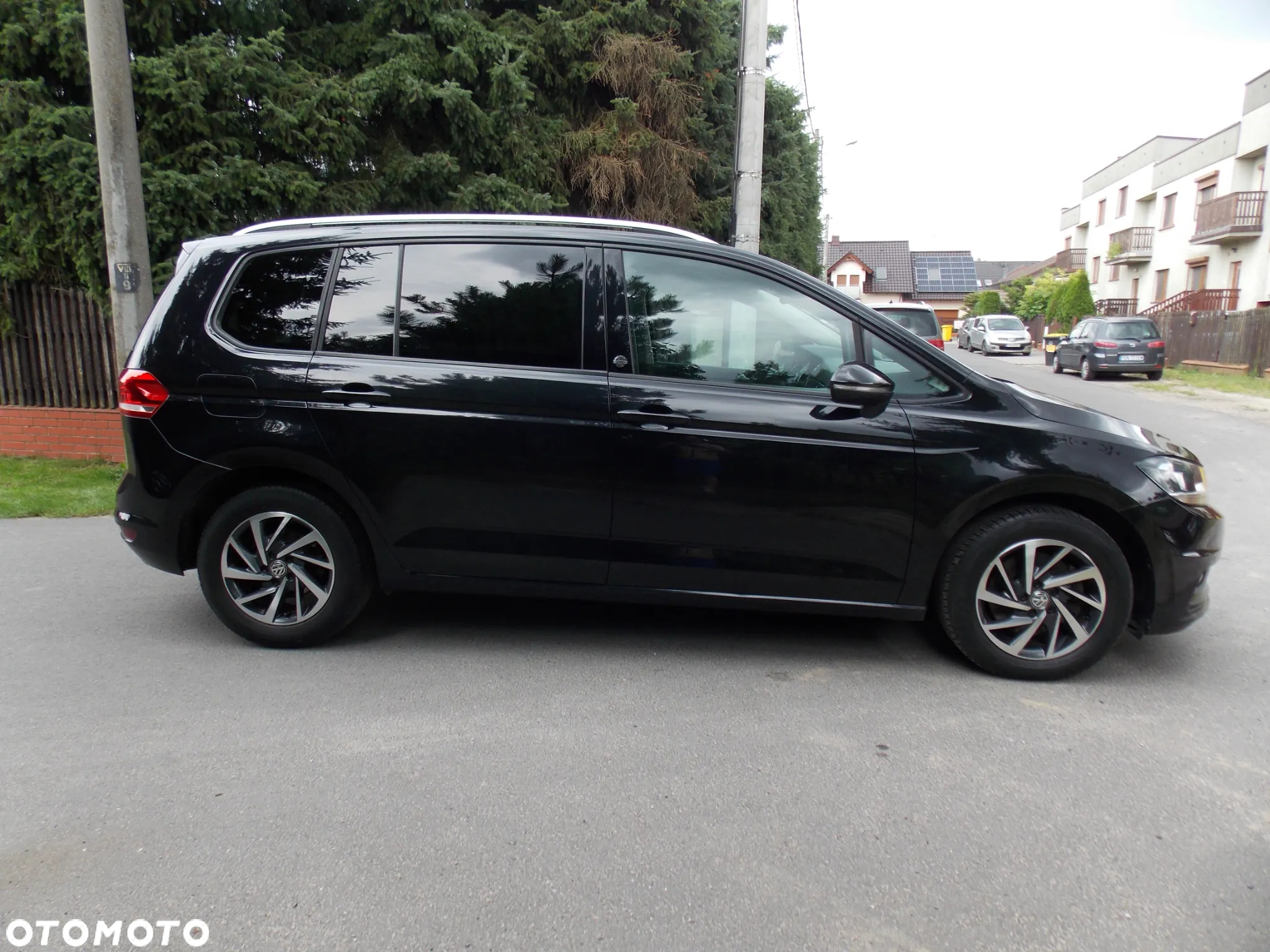 Volkswagen Touran 1.4 TSI (BlueMotion Technology) SOUND - 4