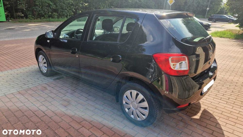 Dacia Sandero - 4