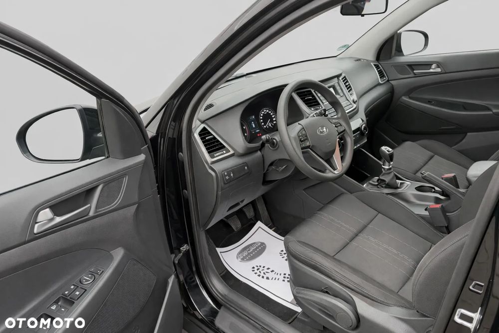 Hyundai Tucson blue 1.7 CRDi 2WD Classic - 15