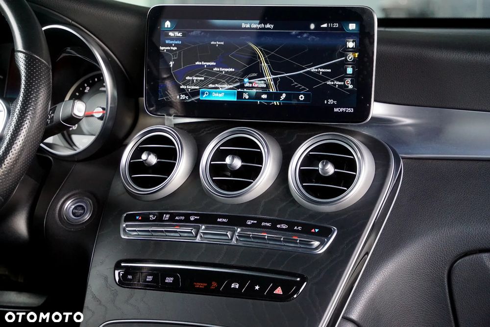Mercedes-Benz GLC 400 d 4Matic 9G-TRONIC AMG Line - 35