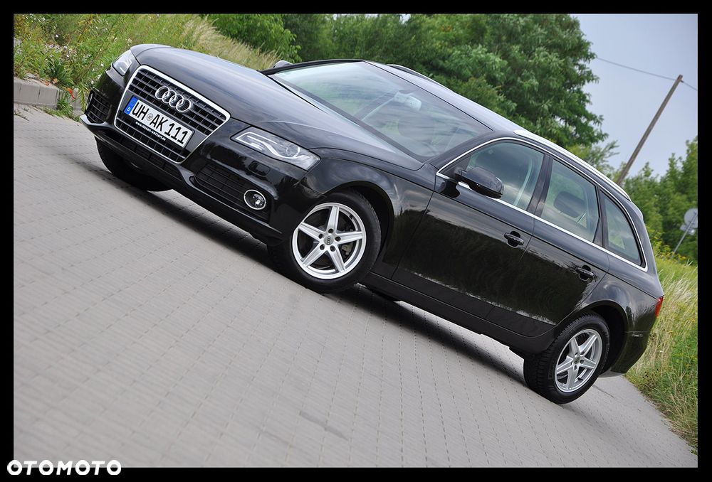 Audi A4 Avant 2.0 TDI DPF Ambiente - 20