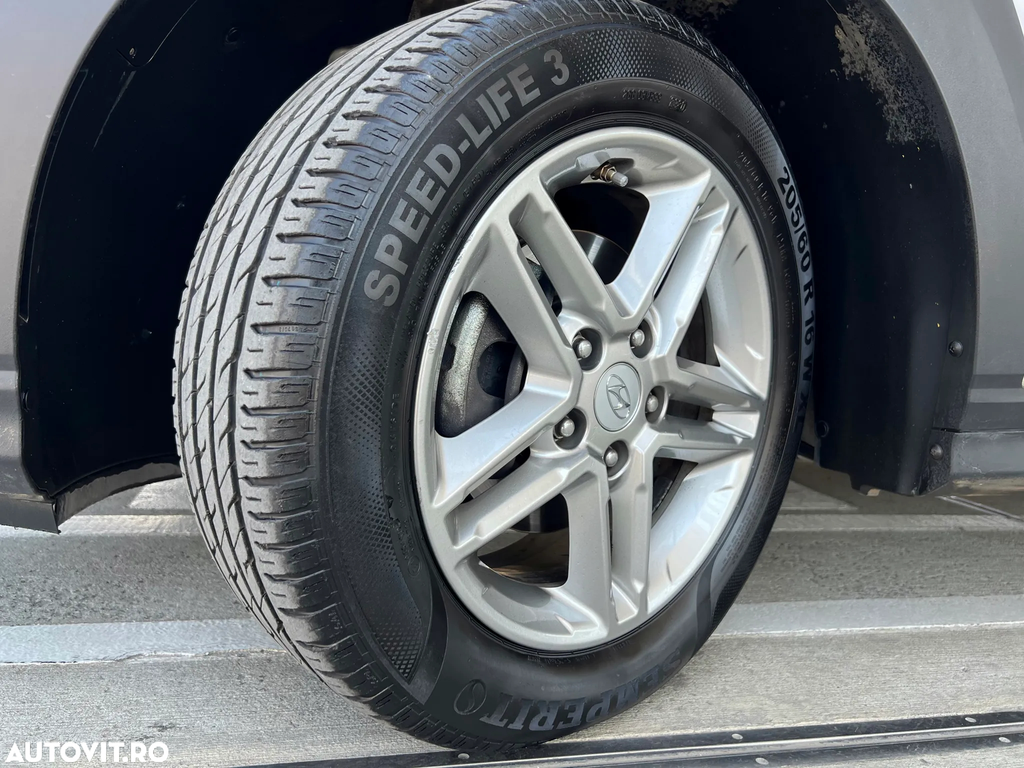 Hyundai KONA 1.0 T-GDI 120 CP 6MT 2WD Highway - 27