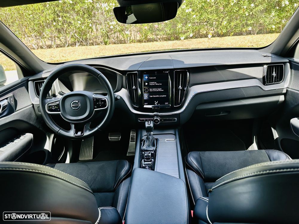 Volvo XC 60 2.0 D4 R-Design AWD - 31