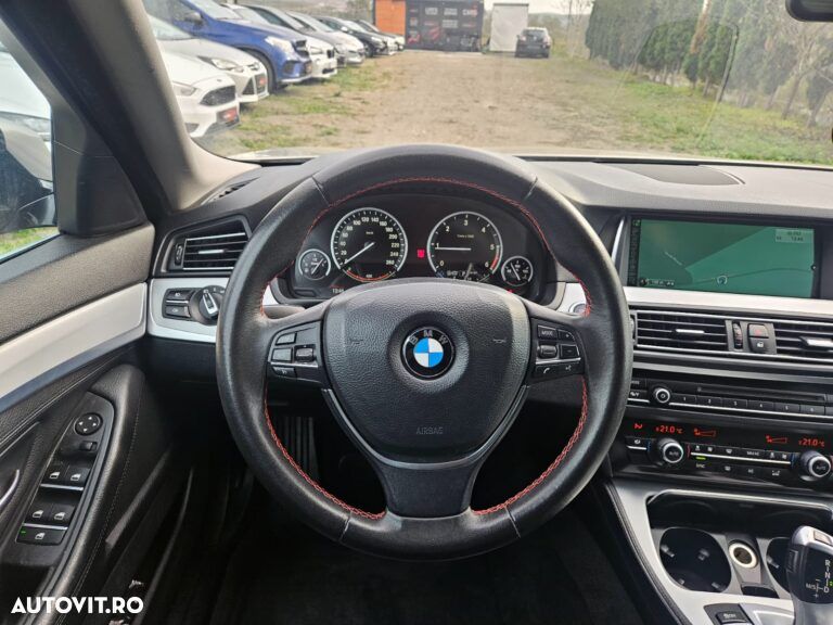 BMW Seria 5 520d Aut. Luxury Line - 15