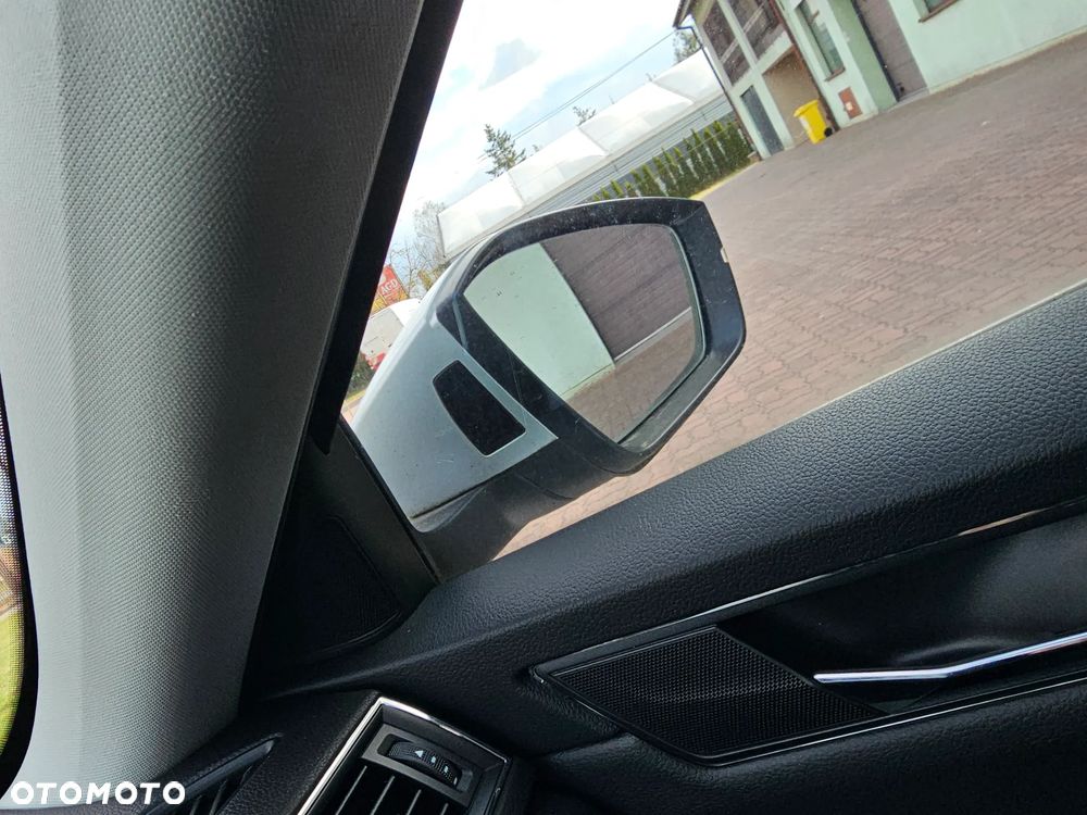 Skoda Superb 2.0 TDI SCR Style DSG - 20