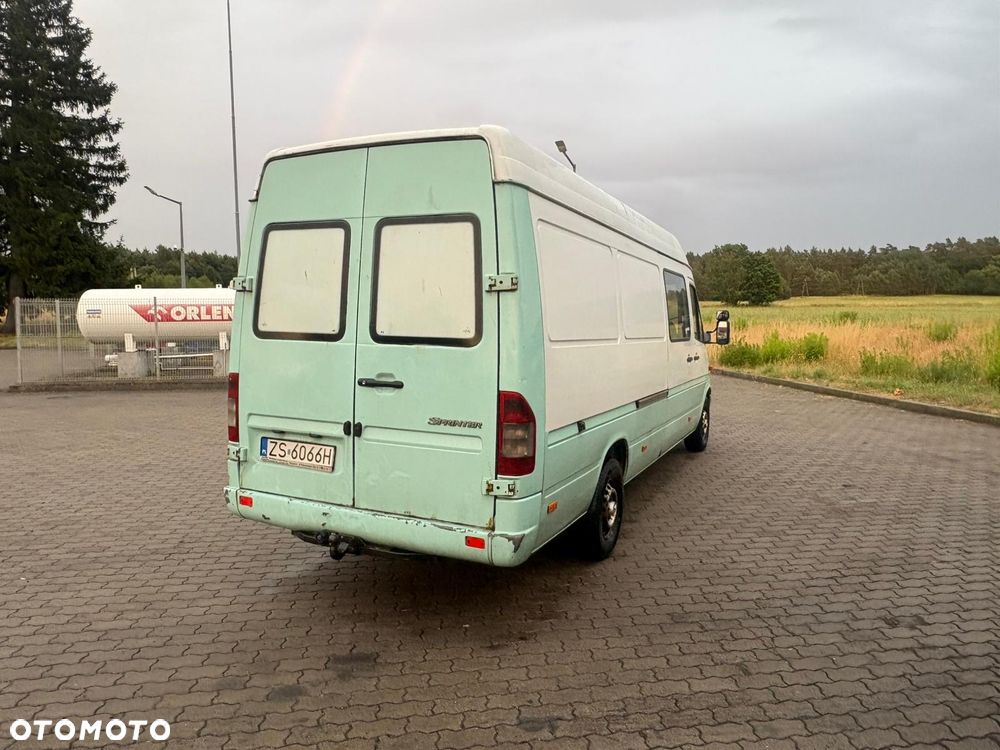 Mercedes-Benz Sprinter - 7