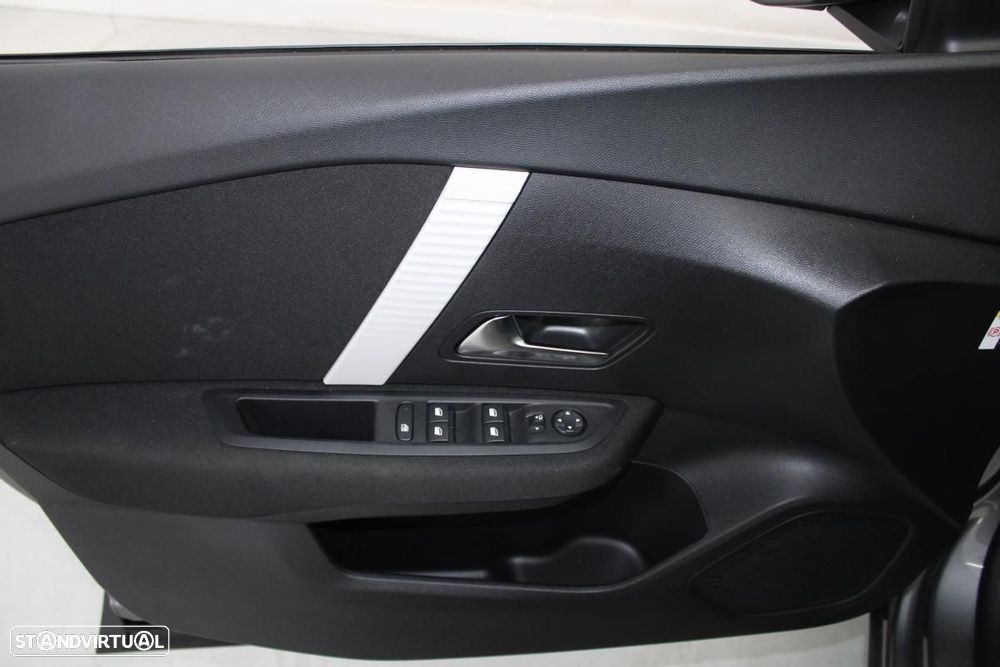 Citroën e-C4 50 kWh Plus - 10