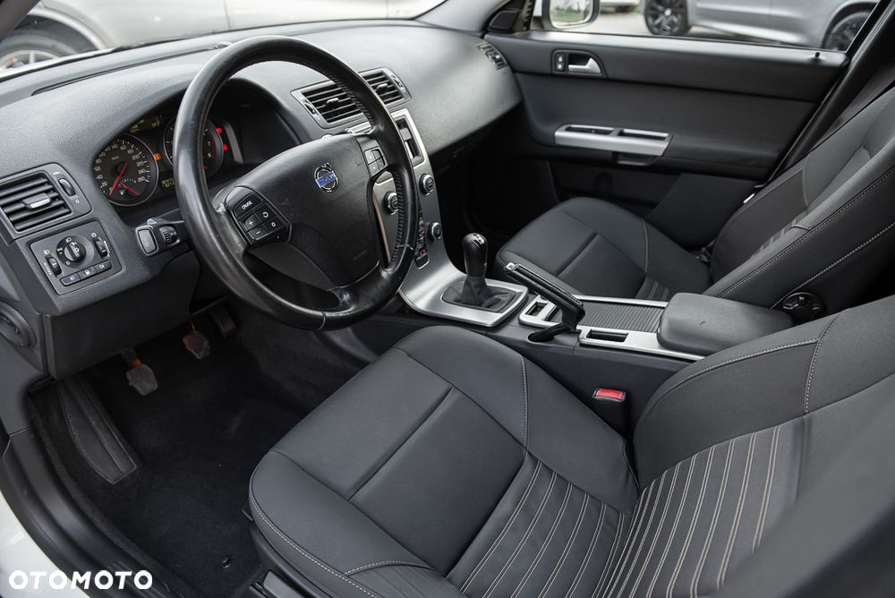 Volvo V50 2.0 RDesign Edition - 17