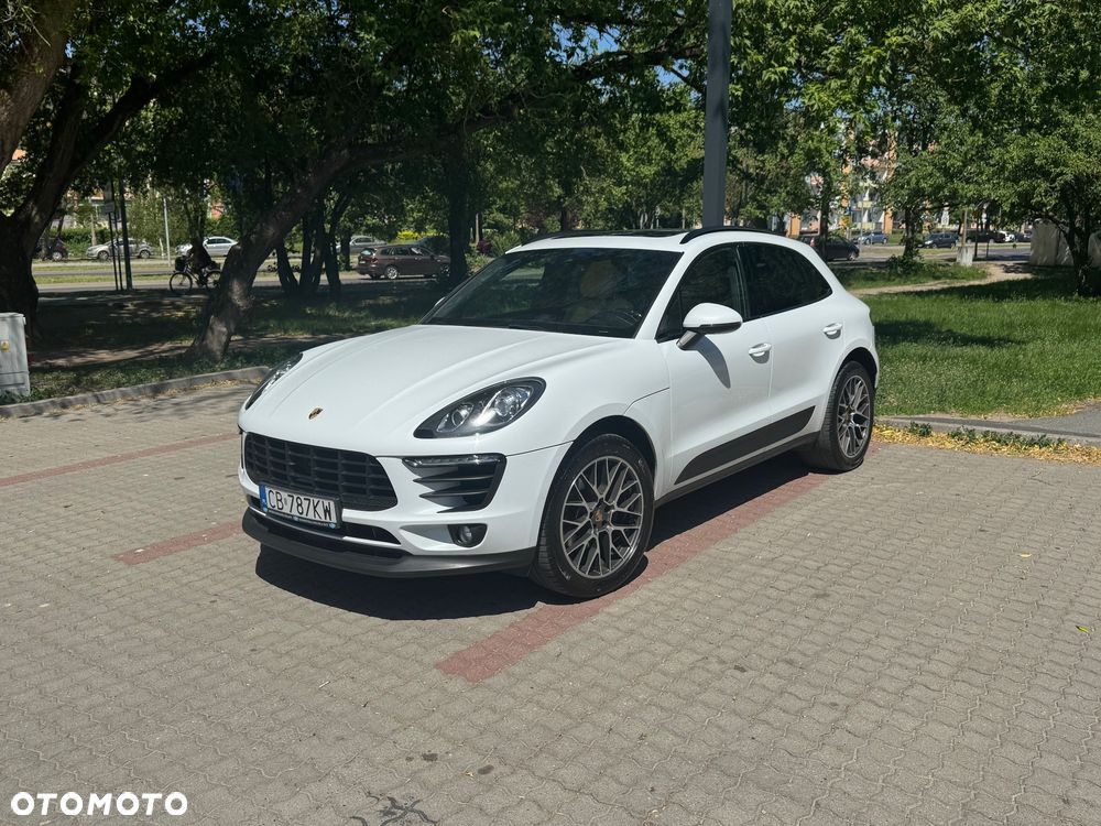 Porsche Macan Standard - 2