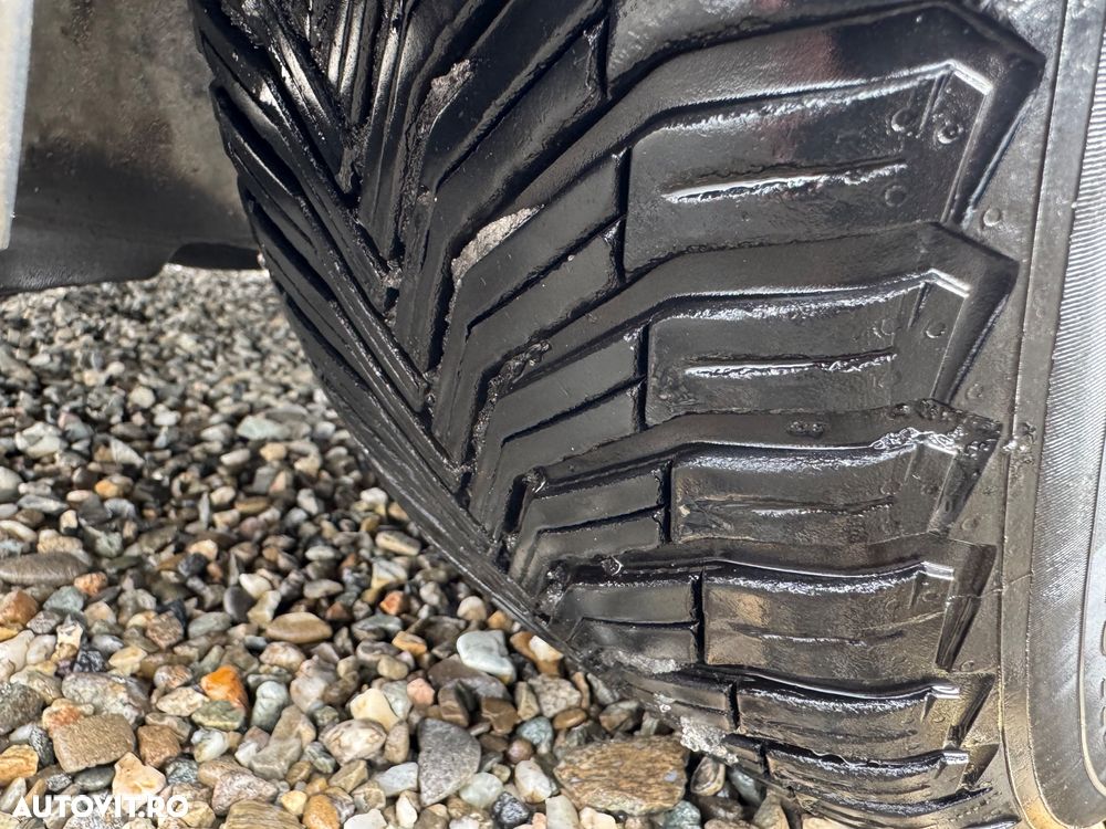 Volkswagen Golf 1.4 TSI BlueMotion Technology DSG Highline - 23