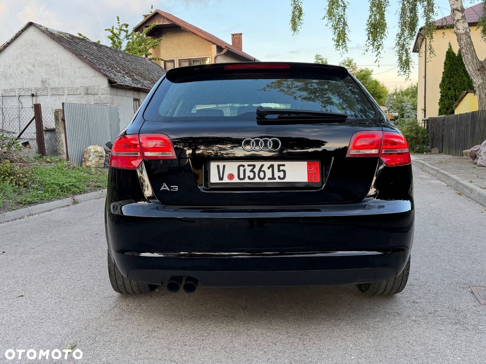 Audi A3 Sportback 2.0 TDI Ambiente - 5