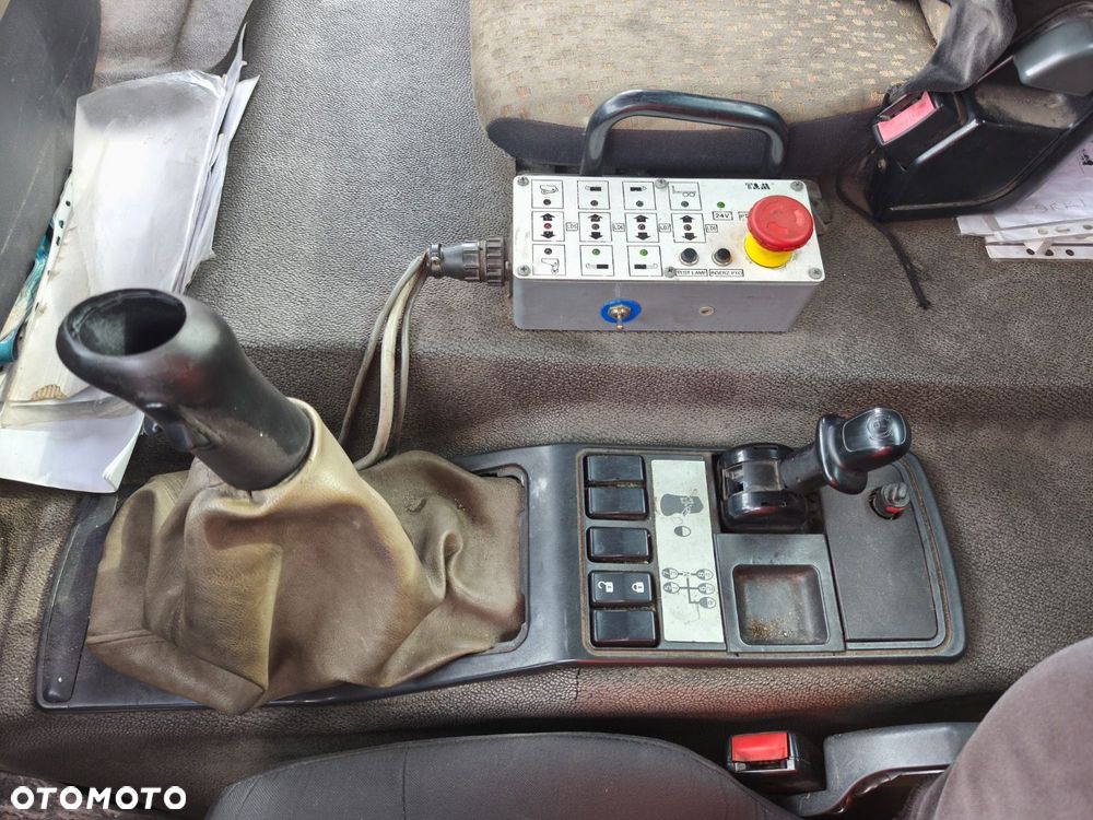 Renault Kerax 370 + Hr - 27