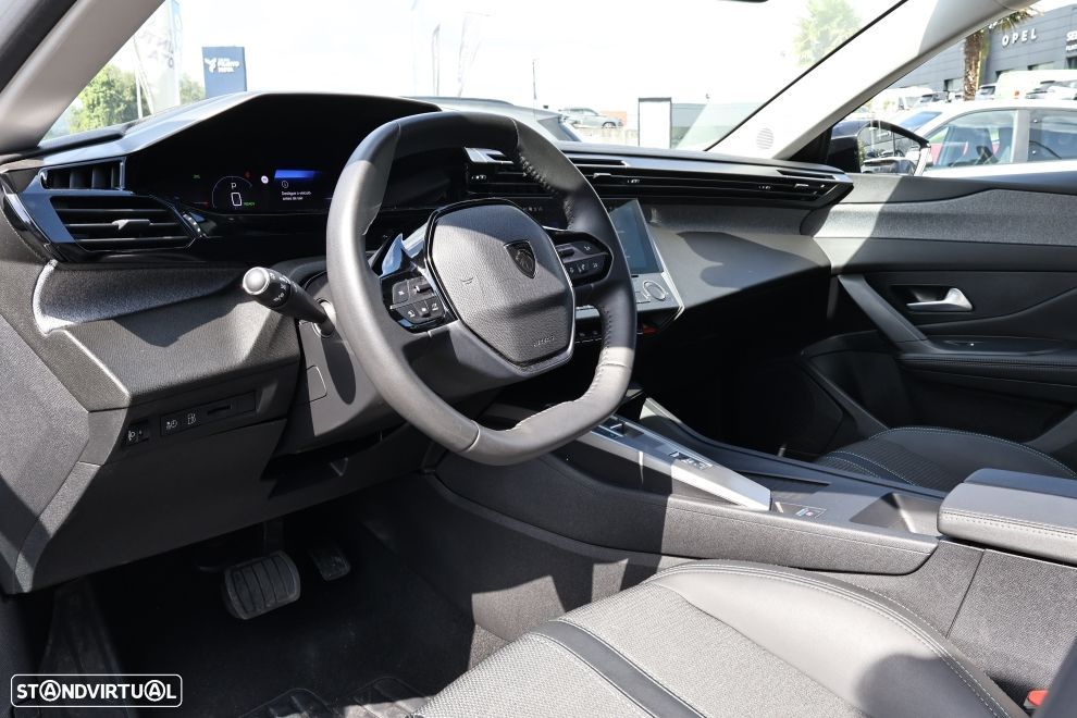 Peugeot 408 1.6 Hybrid Allure e-EAT8 - 16