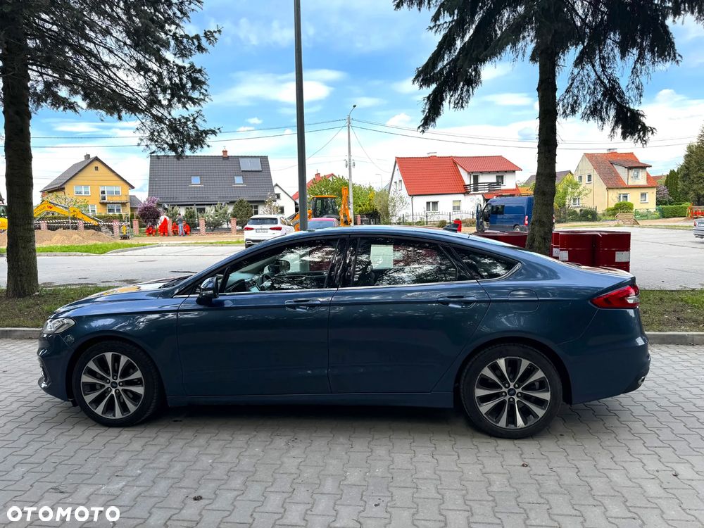 Ford Fusion - 5