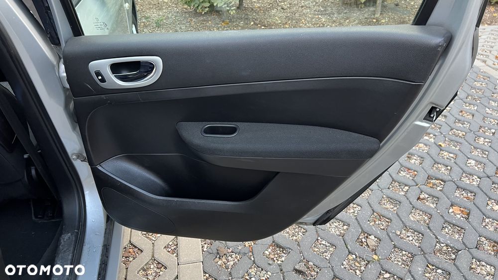 Peugeot 307 - 22