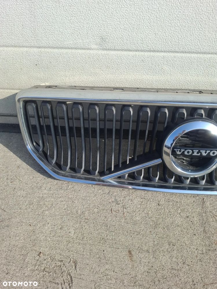 Volvo XC40 Gril atrapa 31457342 - 2