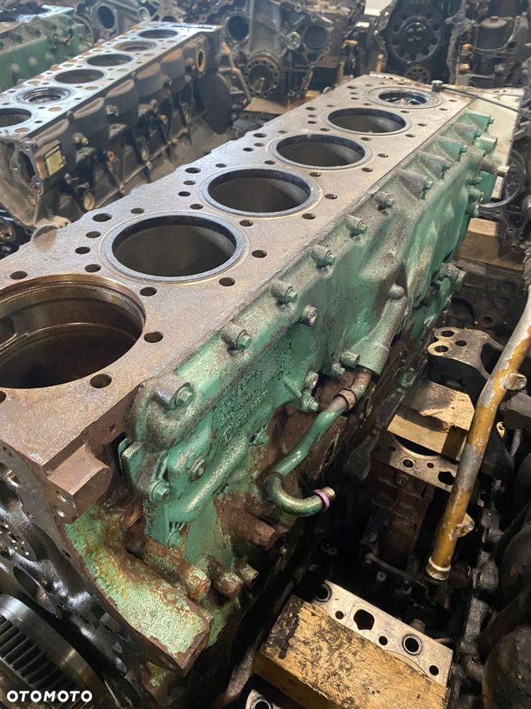 VOLVO FH4 BLOK SILNIKA D13K500 500KM – WAŁ, TŁOKI, KORBOWODY - 2