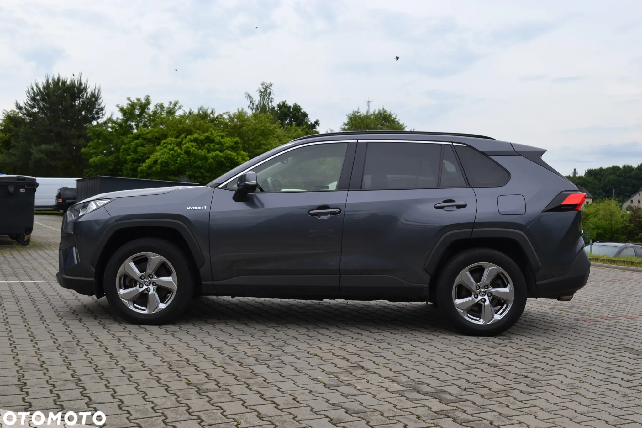 Toyota RAV4 - 10