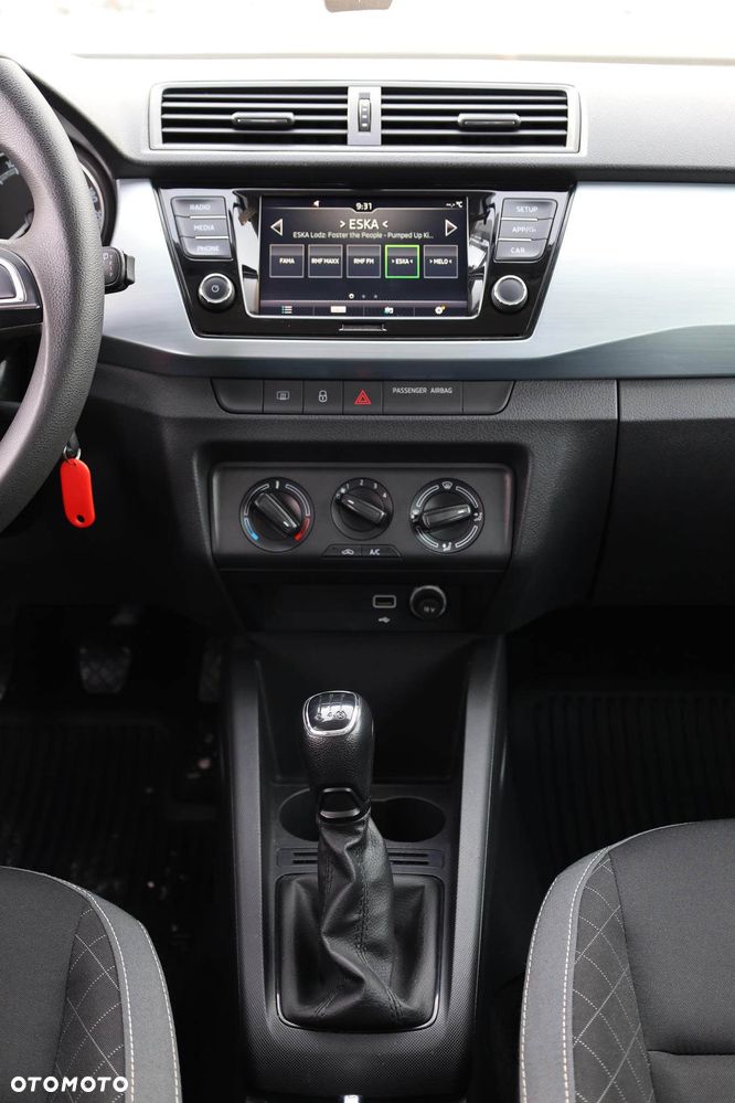 Skoda Fabia 1.0 Ambition - 14