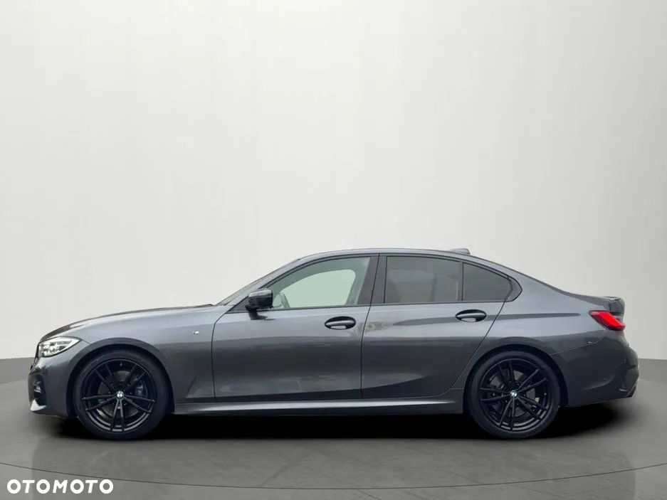 BMW Seria 3 330i xDrive M Sport sport - 2