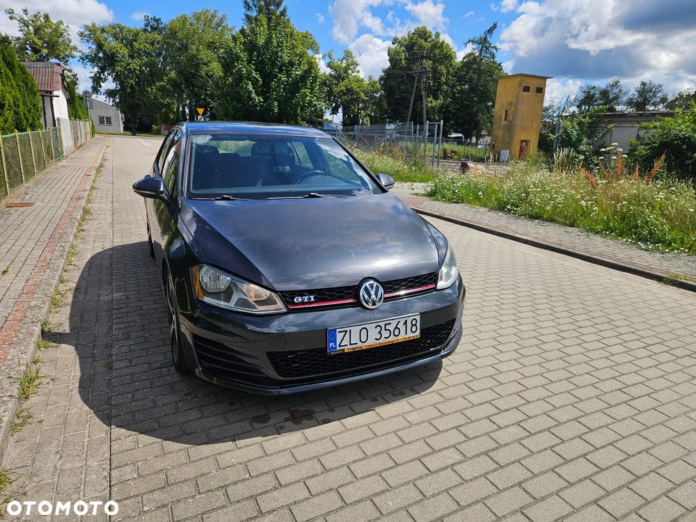Volkswagen Golf GTI (BlueMotion Technology) DSG - 4