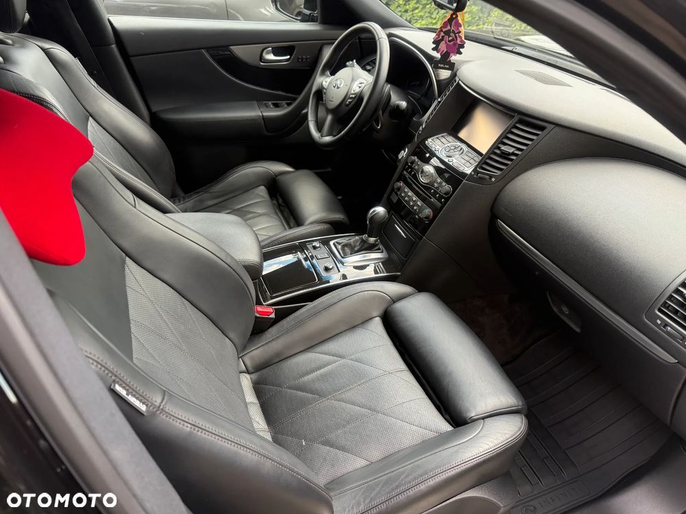 Infiniti QX70 3.0d S Premium - 6