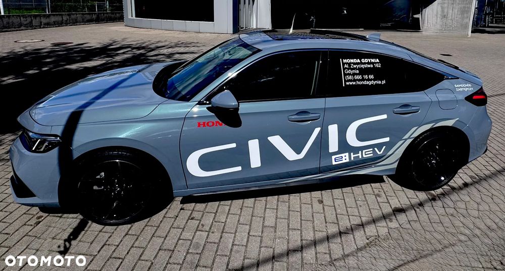 Honda Civic 2.0 i-MMD Advance CVT - 4