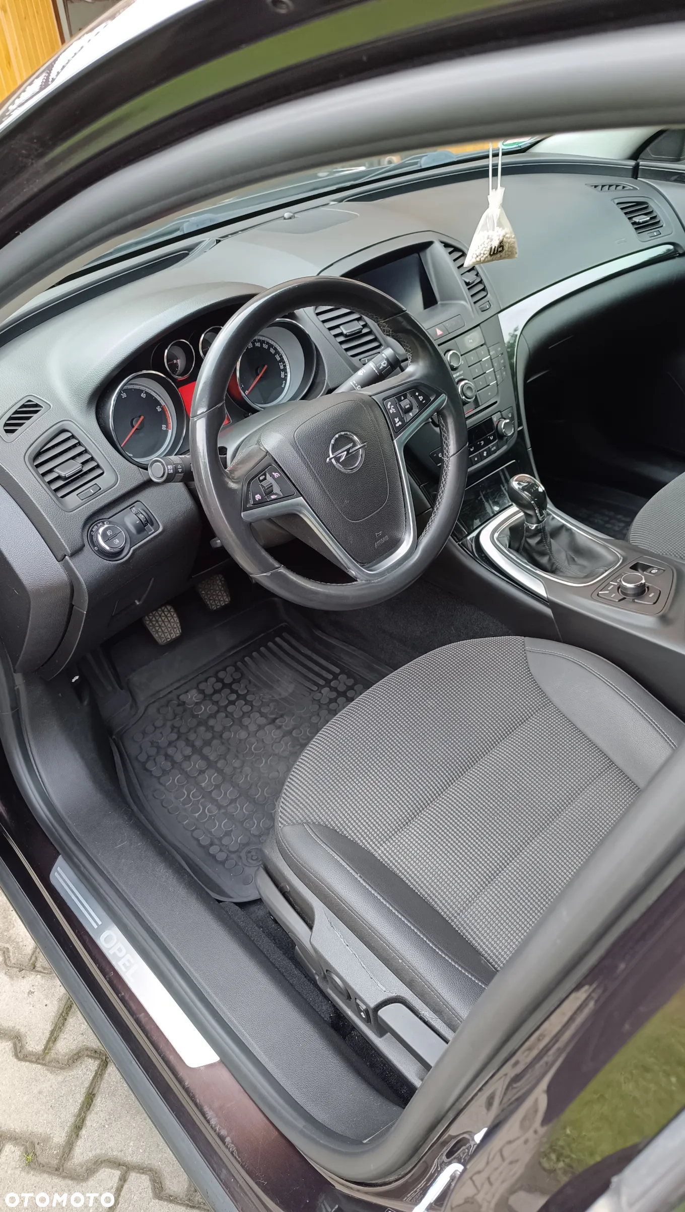 Opel Insignia 2.0 CDTI Edition - 11