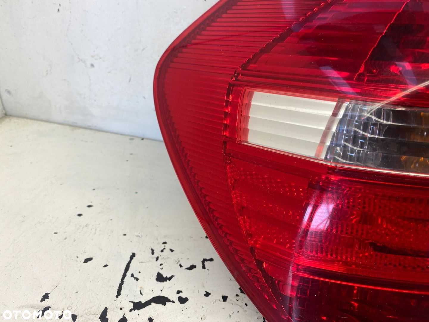 BMW 1 E87 LAMPA LEWY TYŁ 7164255 - 2