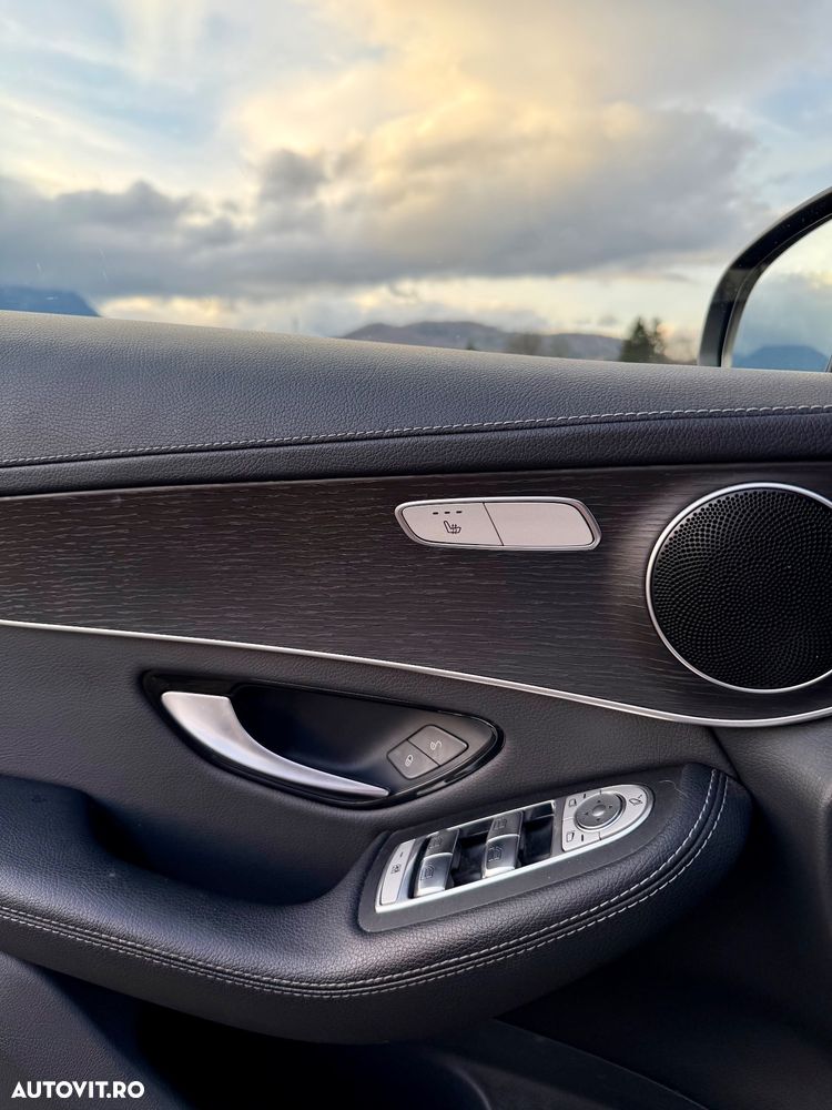 Mercedes-Benz GLC 300 4MATIC - 11