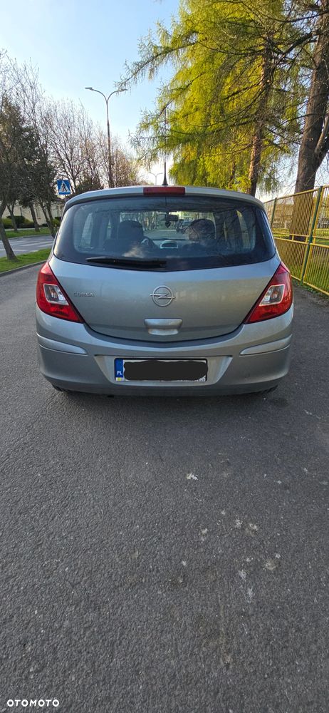 Opel Corsa - 4
