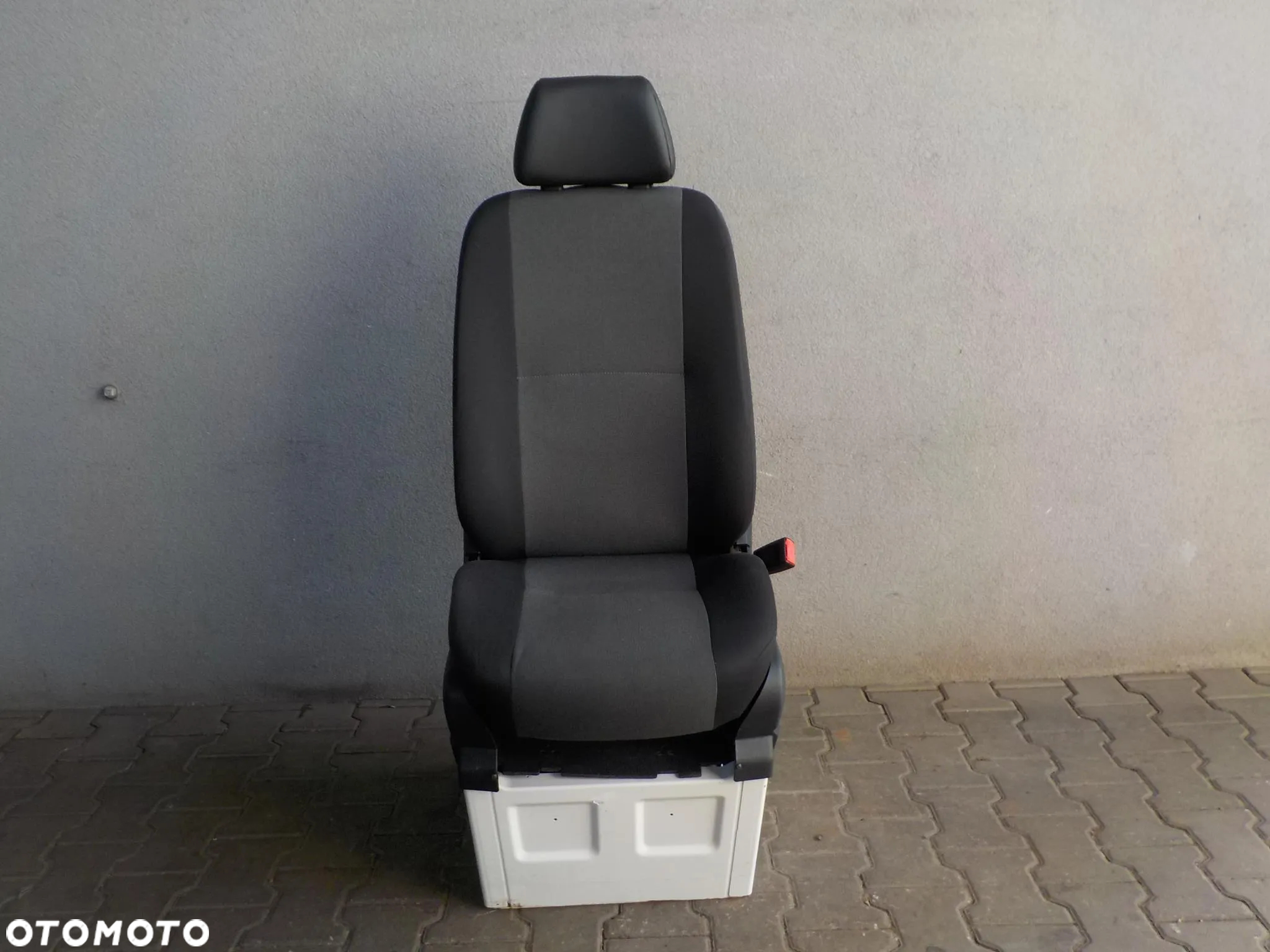 VW CRAFTER SPRINTER W906 FOTEL SIEDZENIE PASAŻERA PRAWY Z PODSTAWĄ - 2