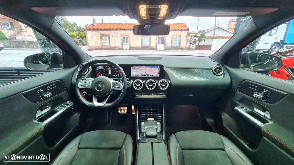 Mercedes-Benz GLA 200 d AMG Line - 20