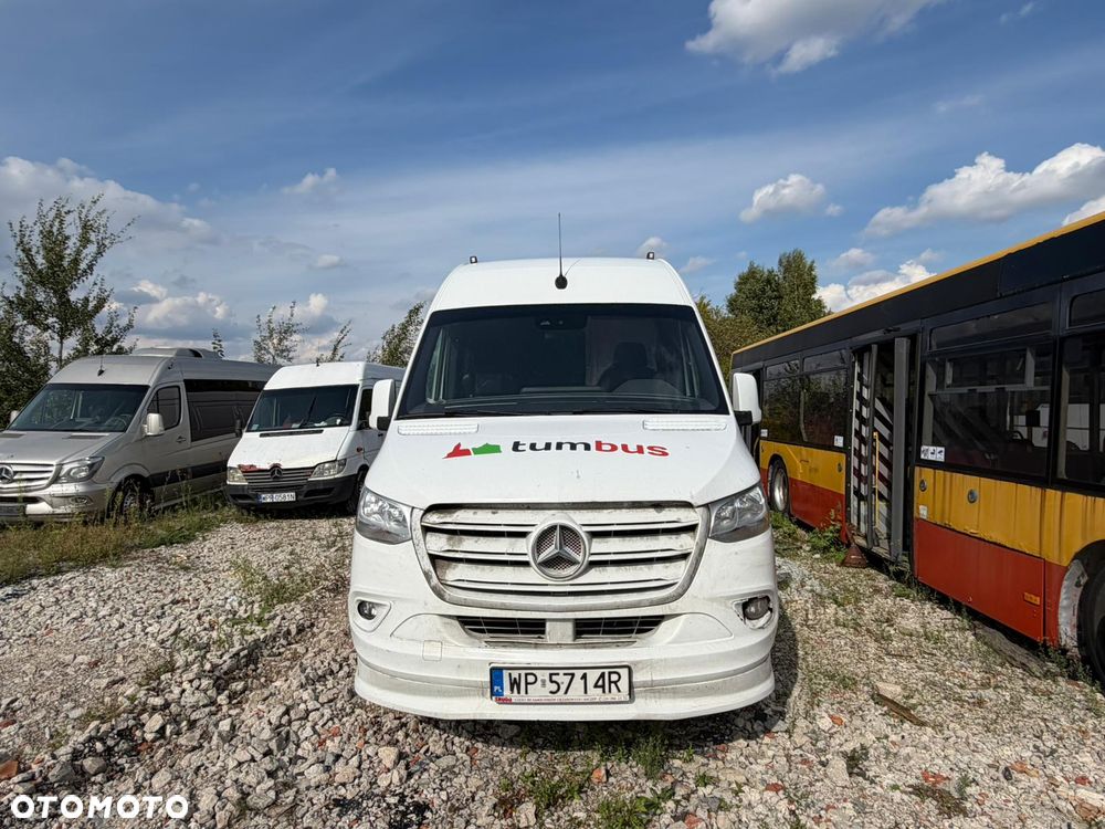 Mercedes-Benz Sprinter 519 - 8