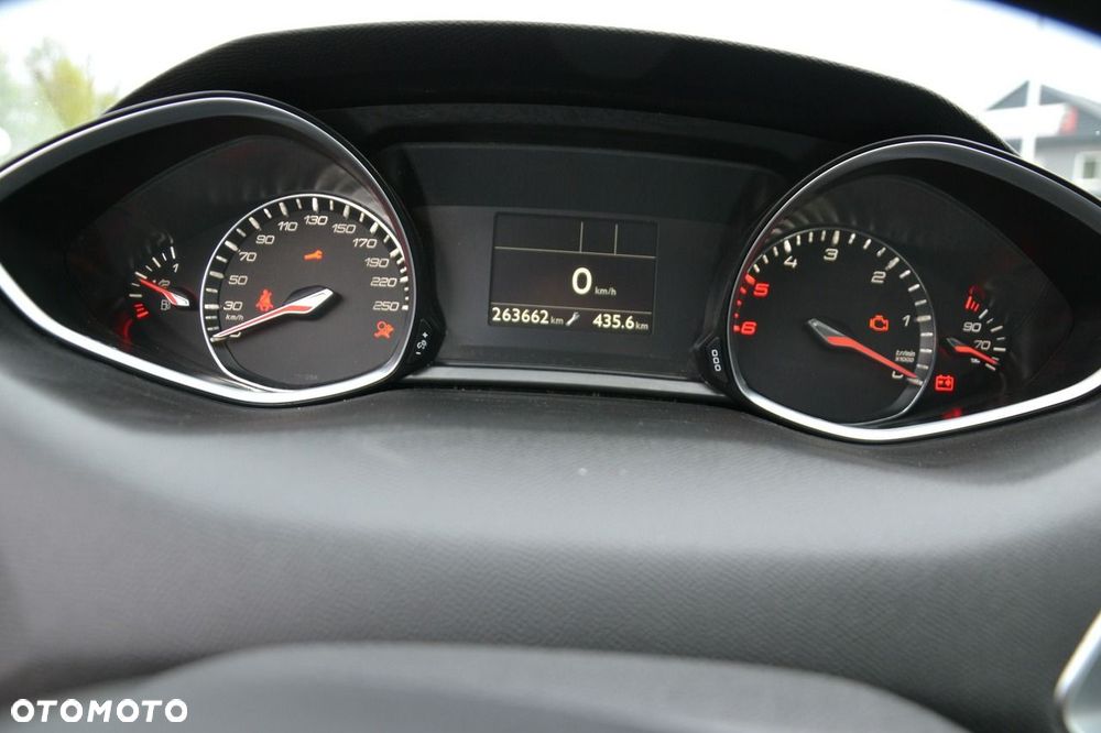 Peugeot 308 - 12