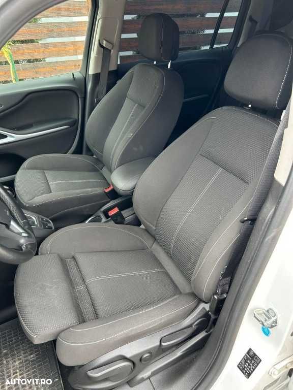 Interior complet cu fete de usi incluse Opel Zafira C 2018 Facelift - 2
