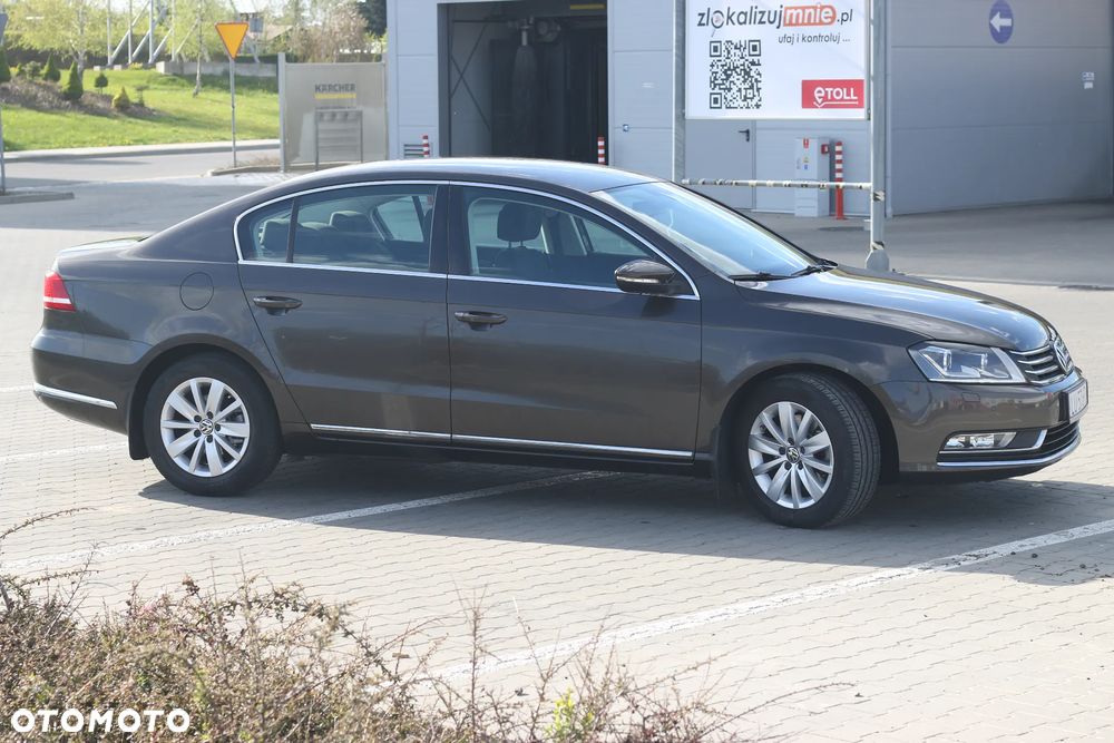 Volkswagen Passat 2.0 TDI Comfortline - 4