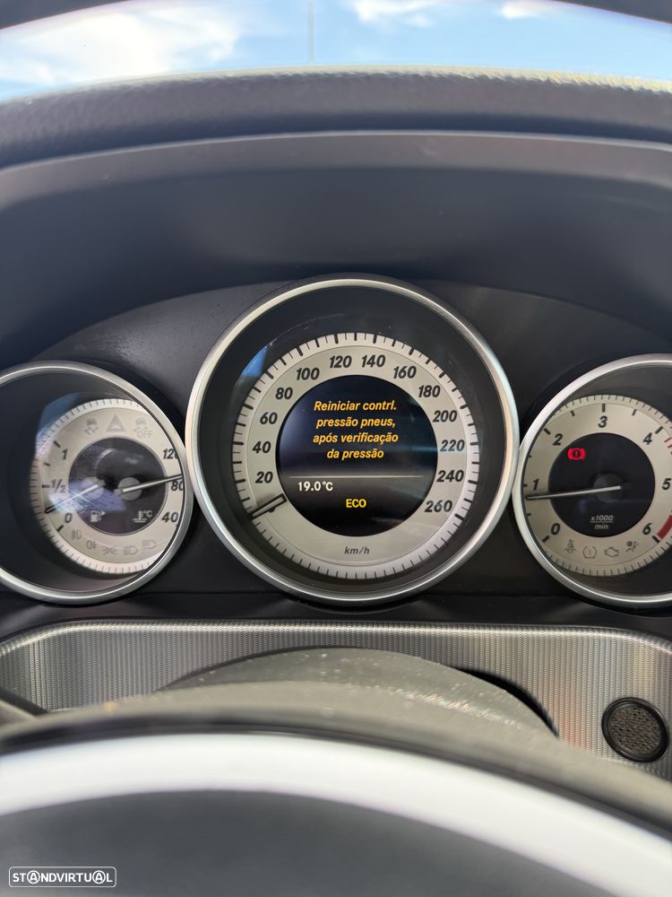 Mercedes-Benz E 250 - 42